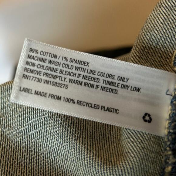 Universal Thread Medium Wash Denim Jacket - Picture 6 of 6